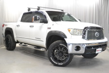 2007年モデルタンドラクルーマックス４WD！コラムベンチシート６人乗！