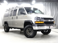 シボレーエクスプレスハイリフト４WD！１ナンバー登録！純正カラーピューター！