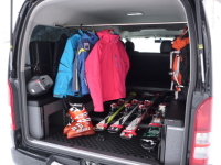 スキーラック 0系ハイエース Needsbox トランスポーター製作 販売専門店ニーズ札幌 ハイエースパーツ Do Blog ドゥブログ