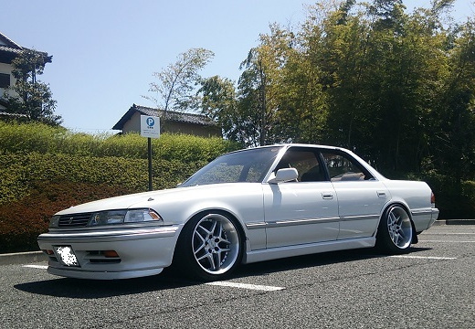 ブリッツBRW03ブラッシュドカスタム JZX81マークⅡ装着画像