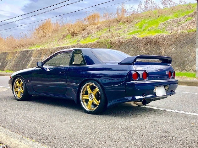 カスタム塗装RAYSボルクレーシングGT-CのR32GT-R装着画像｜アルミ ...