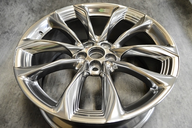 ホイール修理 修正 補修 塗装のアルミホイールリペアサービス