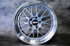 BBS LM パウダーコートスーパークロームカスタム