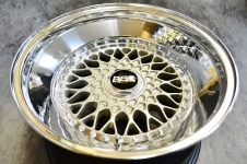 海外リバレル(16インチ→18インチ)のBBS RS ディスクを再塗装