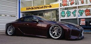 バレル研磨フルポリッシュ加工のBBS RI-DをレクサスLCへ装着