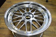 BBS LMの19インチホイールをバレル研磨でオールポリッシュ加工