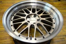 リバレル済みBBS LMをブラッシュド+ブロンズ系キャンディー塗装