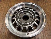 日産スカイライン「ケンメリ」純正ホイールフルオーバーホール修理