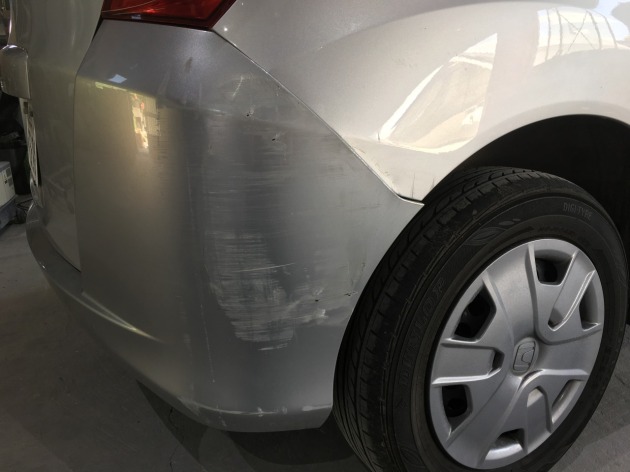 ホンダフリード バックでリアバンパーぶつけてしまい修理塗装依頼 板金塗装専門店 車の修理 カスタム 改造 札幌のプラスペイントワーク Do Blog ドゥブログ