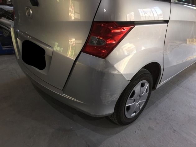 ホンダフリード バックでリアバンパーぶつけてしまい修理塗装依頼 板金塗装専門店 車の修理 カスタム 改造 札幌のプラスペイントワーク Do Blog ドゥブログ