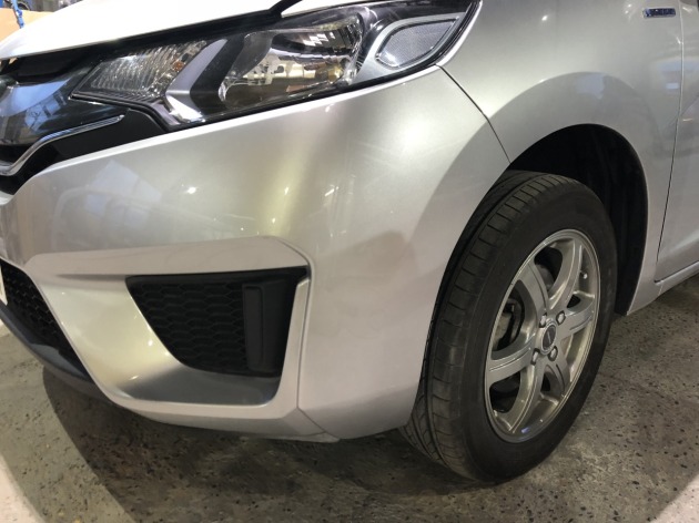 ホンダ Gkフィット ガッツリ擦ったフロントバンパー部分修理塗装 板金塗装専門店 車の修理 カスタム 改造 札幌のプラスペイントワーク Do Blog ドゥブログ ホンダ Gkフィット ガッツリ擦ったフロントバンパー部分修理塗装 板金塗装専門店 車の修理 カスタム 改造 札幌のプラスペイントワーク Do Blog ドゥブログ