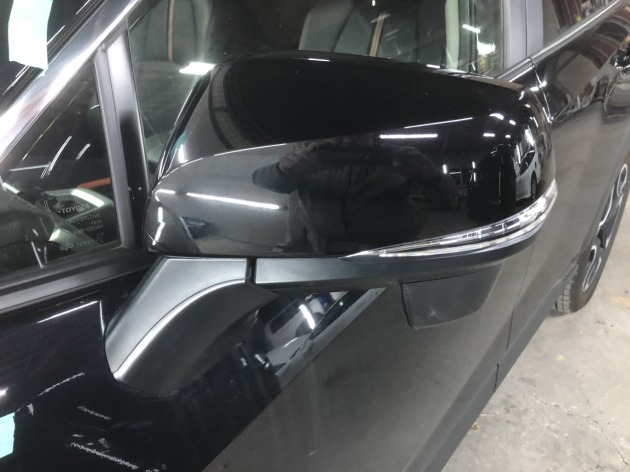 トヨタ現行rav4 いたずらでドアミラー破損 リサイクル品に交換でご入庫です 板金塗装専門店 車の修理 カスタム 改造 札幌のプラスペイントワーク Do Blog ドゥブログ