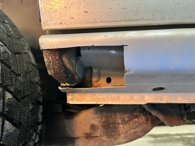 ホワイト カウル・フェンダー 錆あり