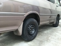 トヨタ100系ハイエース 2トーン下側の錆穴修理塗装完成！！