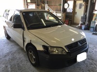 ランサーバン 右前回り損傷修理！中古部品交換＆ボンネット板金塗装