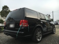 リンカーンナビゲーター 追突されてバンパー破損！保険適用修理！