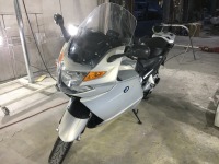BMW GT1200K  悪路で倒してしまったカウルのスリ傷修理でご入庫です♫