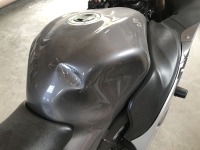 バイクのご入庫続いています！スズキハヤブサ  オークションで購入の燃料タンク持込塗装取付♫