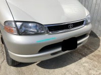 業者様依頼 トヨタグランビア 前後バンパーをぶつけた際のちょっとした塗装割れ/亀裂の修理依頼