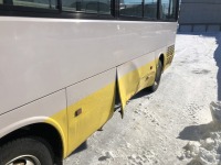 日野マイクロバス  側面を擦ってしまい車両保険を使用し板金修理♪