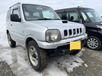 雪山の陰から一停無視のお車と接触　K君のスズキジムニー事故入庫です。