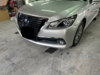 冬季にぶつけた、傷付けてしまった21クラウンの前後バンパーリフレッシュ塗装