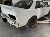 32GTR サビによりパネルが剥がれ落ちたリア廻り作成修理依頼