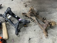 サビて足回り脱落しそうだったマツダアテンザのリアメンバー交換完了