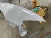 ドラッグ仕様のR33GT-R FRP加工してライト周りのチリ合わせで男前のマスクに♪