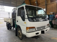 Aさまの働くトラック いすずエルフ  作業中にハーネスが絡み付いて不動？ユニック点検でご来店♪