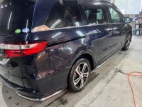 ホンダオデッセイ 塀に接触してしまい損傷した右サイドの板金修理依頼