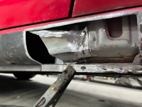 UさまのトヨタMR2  ステップに空いたサビ穴修理完了♪