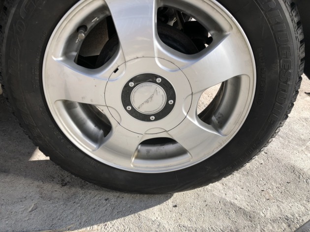 タイヤ交換受付中 自宅でタイヤ交換後の空気圧チェックもお忘れなく 傷 錆 凹み 事故修理 自動車板金塗装専門店 北海道札幌市 株 ラルフ札幌店 Do Blog ドゥブログ