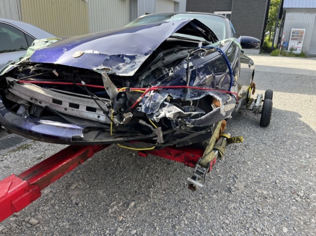 フロント周りが大破したポルシェgt3を自動車保険修理でお預かり 傷 錆 凹み 事故修理 自動車板金塗装専門店 北海道札幌市 株 ラルフ札幌店 Do Blog ドゥブログ