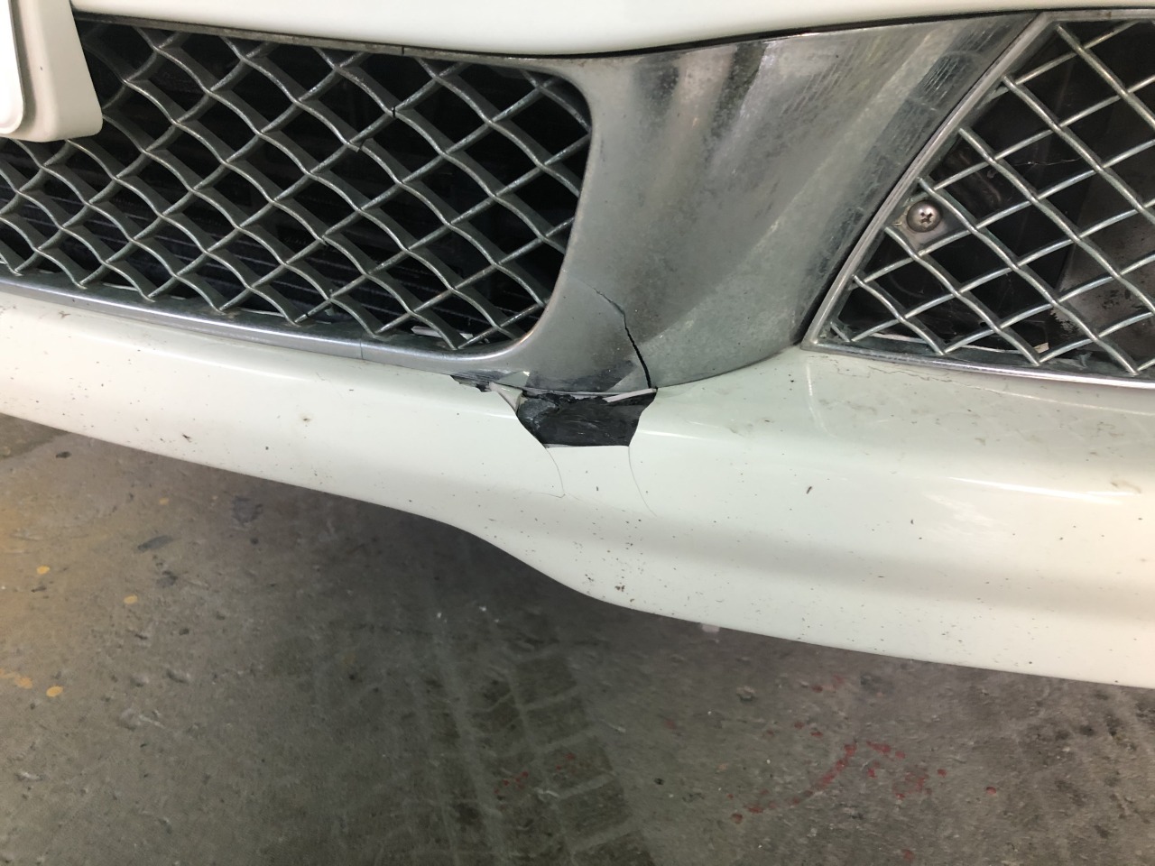 車の事故修理や傷 錆 凹み板金塗装なら北海道札幌市 株 ラルフ