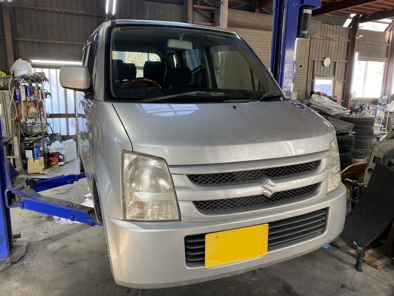 スズキワゴンRの不具合箇所を点検整備してユーザー車検代行完了｜傷