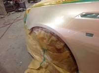 コーティング施工済車キャデラックCTSのフェンダー凹み修理塗装完了！