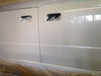 モビリオスパイク フロントドアのサビ穴埋め板金塗装修理！防錆！完了