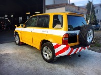 スズキエスクード全塗装！黄色ボディに赤白バンパーの道路パトロールカー製作！