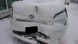 トヨタヴォクシー 画像添付でメール見積り！損害が酷すぎて現車確認！