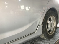 トヨタカルディナ 単独スリップ事故 保険使わずに低予算修理！