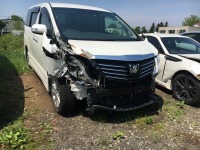 トヨタ20アルファード フロント大破の事故修理で入庫です！