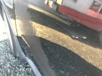 車のボディーに10円パンチをされて塗装剥げ！保険修理は可能なの？