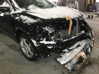 日産エクストレイルNT32 交通事故でフロント廻り大破！！自動車保険使用修理！
