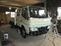 日野デュトロ2tトラックダブルキャブ/パワーゲート！道路パトロールカーの全塗装施工♪
