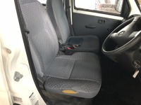 ダイハツ ハイゼット シートが破れたので何でもいいからシートカバーを付けて!