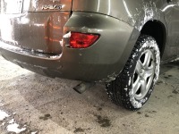 積雪は突然に！とうとう雪そんな中トヨタRAV4バンパーお急ぎ修理入庫‼︎