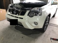日産エクストレイル フォグランプカバー(ベゼル)をボディ同色塗装!