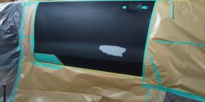 アウディS7スポーツバック運転席ドアのガリ傷を板金塗装修理