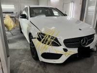 メルセデスAMG C43の右フロント接触事故！車両保険で先行修理！